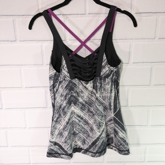 Lululemon Cross Back Bra Top - Picture 2 of 4